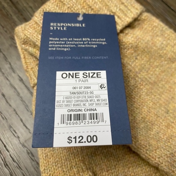 Universal Thread Women's Accessories Universal Thread Mittens One - Picture 3 of 3